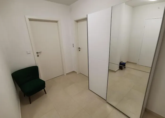 Апартаменты Luka & Frane *