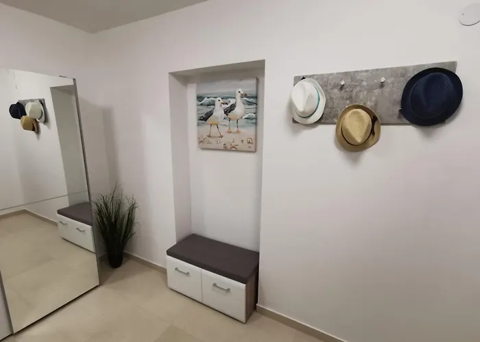 Апартаменты Luka & Frane *