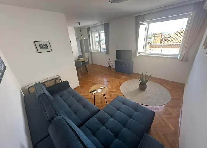 Апартаменты Luka & Frane *